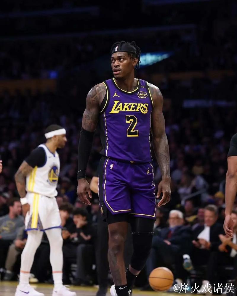 范德比尔特回归之后贡献巨大，你认为他之后能否成为湖人的常规轮转？